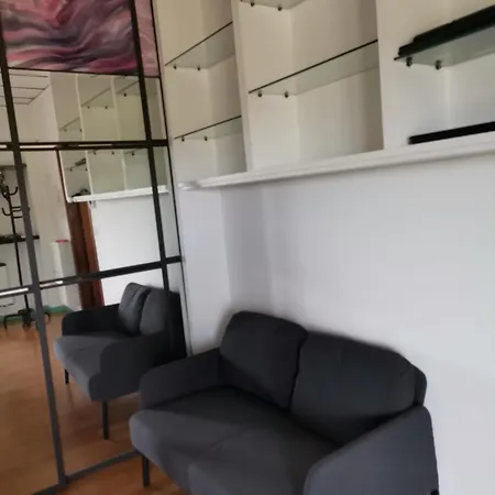 شقة Campagnola